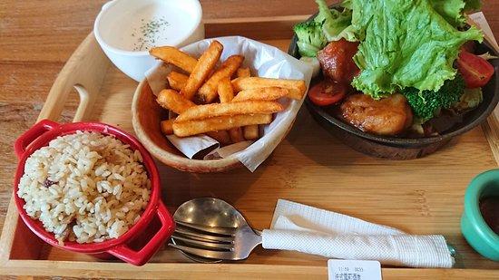 A Little More Cafe And Osteria